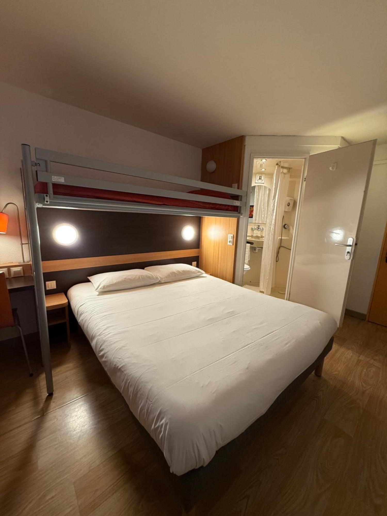 B&B Hotel Lisieux Parc Des Expositions Eksteriør bilde